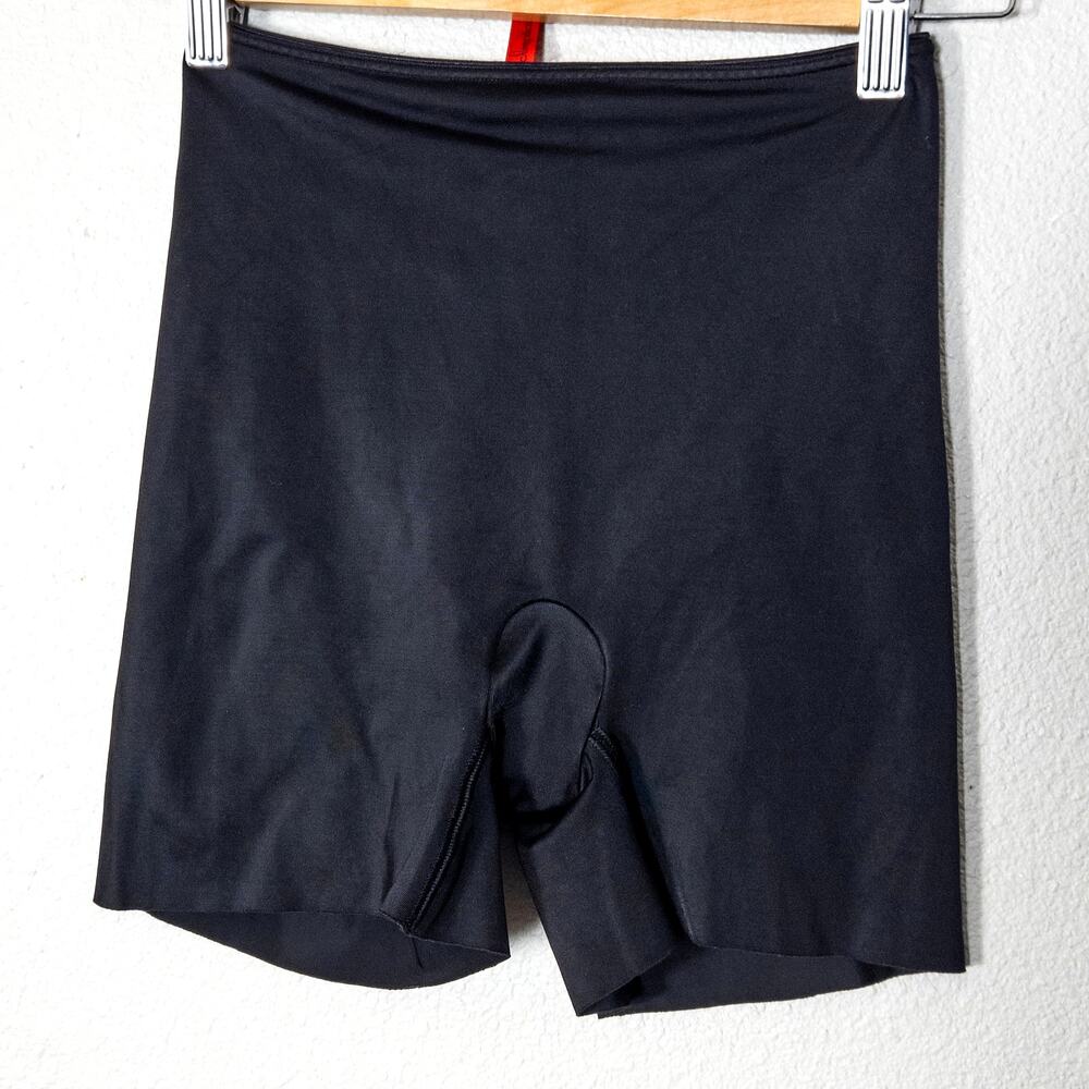 Spanx Shaping Shorts Black XS Athletic Activewear Smooth Stretch